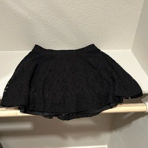 FORVER 21 lace skirt